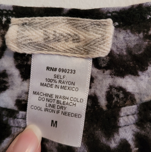 Cheetah crop top - Picture 3 of 3